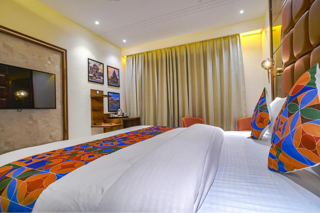 Fabhotel Benchmark Indore Exterior foto